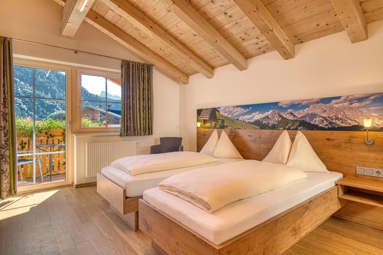 Landhotel Kirchenwirt Unken Esterno foto